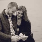 タロット占い｜あの人のスマホの中を大公開！連絡を取っている人・恋結末