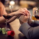 不倫占い｜気持ちが止まらない…あの人があなたに向ける想い・決断