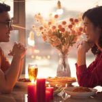 恋の進展占い｜進まない恋。私から攻める？待つ？あの人の反応・見極め時