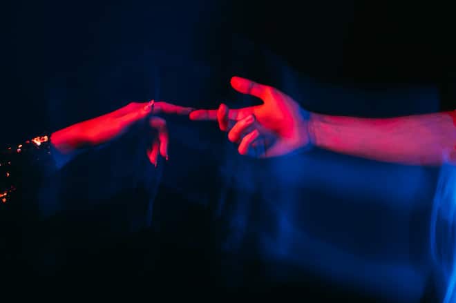 【本当のあの人を知る官能鑑定】あの人の夜の顔は?性欲・あなたとのH相性