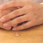 不倫愛｜2人きりの生活を始めたい『あの人も同じ？』愛本音/離婚意志