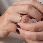 Ｗ不倫鑑定｜正直、奥さんと私どっちが大事？彼の揺れる想い・愛決断